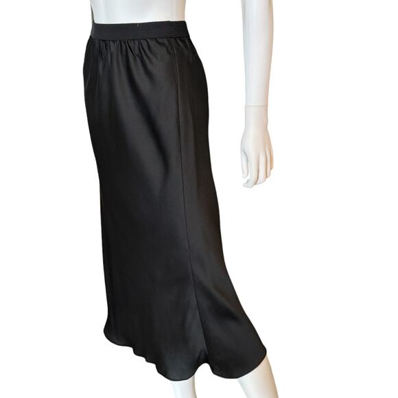 New ~ HALOGEN ~ Black Elastic Waist Midi Skirt Size M - Picture 2 of 4